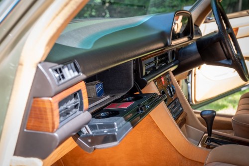 1982 Mercedes-Benz 380SE In vendita (immagine 78 di 252)