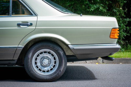 1982 Mercedes-Benz 380SE In vendita (immagine 36 di 252)