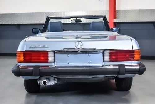 NO RESERVE - 1985 Mercedes-Benz 380SL zum Verkauf (Bild 16 von 100)