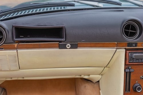 1981 Mercedes-Benz 380SL (R107) In vendita (immagine 74 di 197)