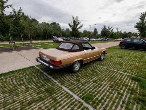 1985 Mercedes-Benz 380SL For Sale (picture 19 of 131)