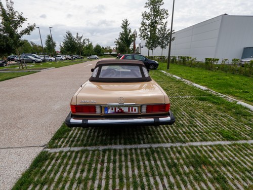 1985 Mercedes-Benz 380SL For Sale (picture 20 of 131)