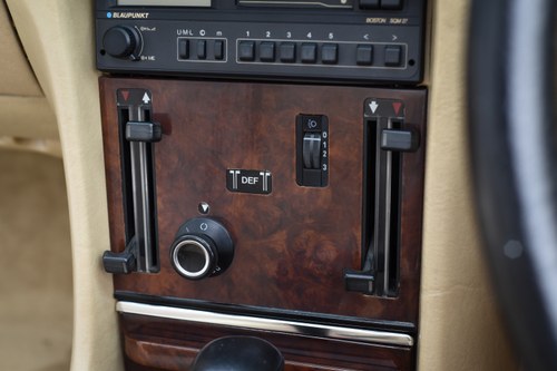 1986 Mercedes-Benz 420SL R107 V8 Auto In vendita (immagine 54 di 210)