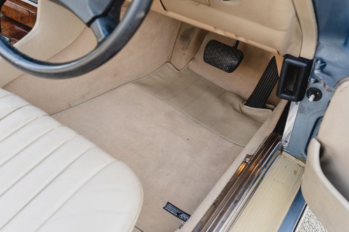 1988 Mercedes Benz 420SL (R107) Te koop (foto 35 van 141)