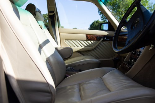 1991 Mercedes-Benz 420 SE (W126) For Sale (picture 88 of 171)