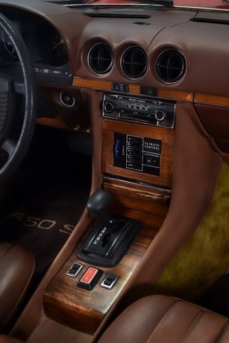 NO RESERVE - 1977 Mercedes-Benz 450SL R107 LHD zum Verkauf (Bild 44 von 71)