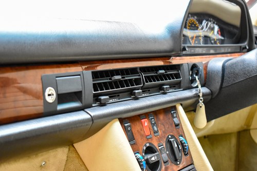 1987 Mercedes-Benz 500 SEC Auto (C126) In vendita (immagine 31 di 128)