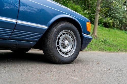 1986 Mercedes-Benz 500 SEC In vendita (immagine 84 di 138)