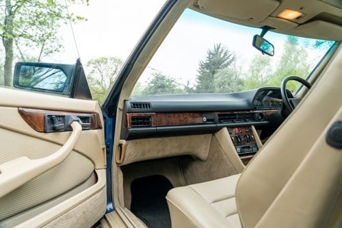 1986 Mercedes-Benz 500 SEC In vendita (immagine 27 di 138)