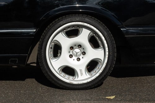 1988 Mercedes-Benz 500 SEC Te koop (foto 35 van 159)