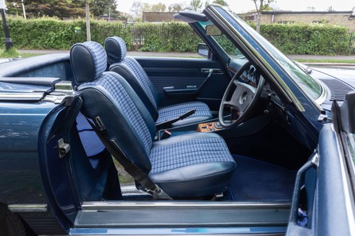 1983 Mercedes-Benz 500 SL Auto In vendita (immagine 57 di 193)