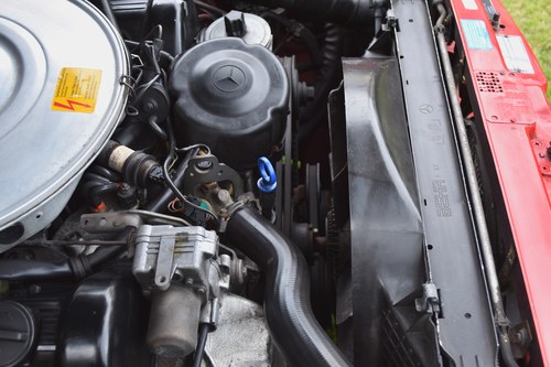 1986 Mercedes-Benz 500 SL Auto (R107) à vendre (picture 140 of 206)