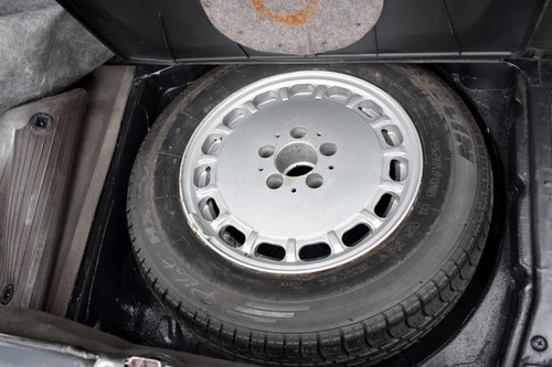 1986 Mercedes-Benz 500 SL Auto (R107) à vendre (picture 78 of 206)