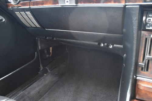 1986 Mercedes-Benz 500 SL Auto (R107) à vendre (picture 54 of 206)