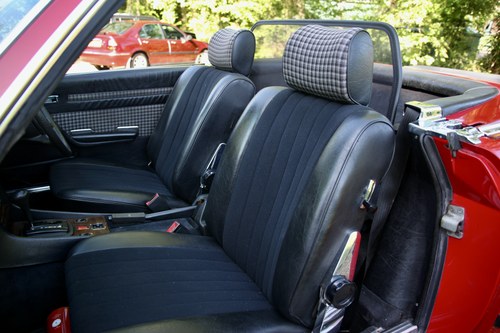 1983 Mercedes-Benz 500 SL (R107) For Sale (picture 51 of 110)