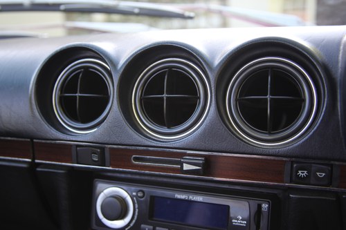 1983 Mercedes-Benz 500 SL (R107) For Sale (picture 38 of 110)