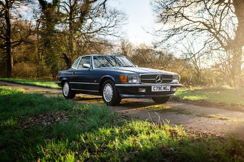 1986 Mercedes-Benz 500 SL (R107) zum Verkauf (Bild 48 von 146)