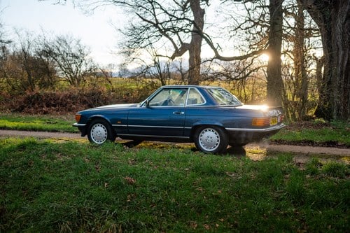 1986 Mercedes-Benz 500 SL (R107) zum Verkauf (Bild 33 von 146)