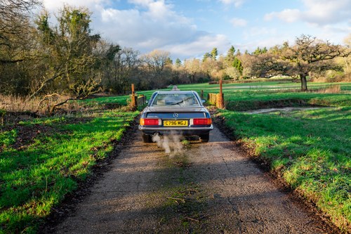 1986 Mercedes-Benz 500 SL (R107) zum Verkauf (Bild 54 von 146)