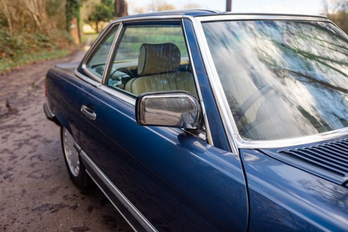 1986 Mercedes-Benz 500 SL (R107) zum Verkauf (Bild 99 von 146)