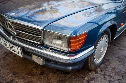1986 Mercedes-Benz 500 SL (R107) zum Verkauf (Bild 100 von 146)