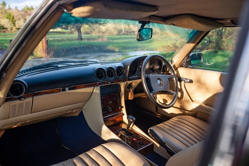 1986 Mercedes-Benz 500 SL (R107) zum Verkauf (Bild 82 von 146)