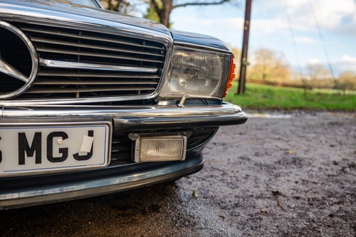 1986 Mercedes-Benz 500 SL (R107) zum Verkauf (Bild 104 von 146)