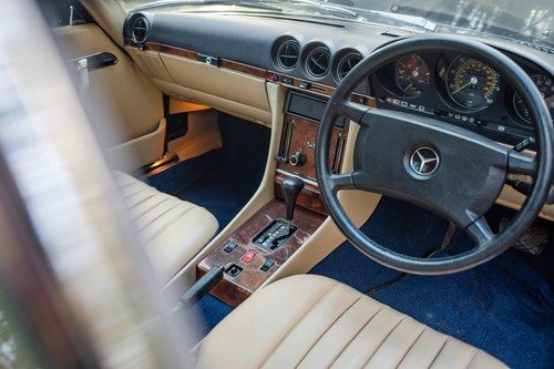 1986 Mercedes-Benz 500 SL (R107) zum Verkauf (Bild 73 von 146)
