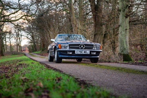 1986 Mercedes-Benz 500 SL (R107) zum Verkauf (Bild 19 von 146)