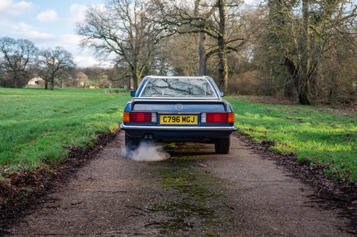 1986 Mercedes-Benz 500 SL (R107) zum Verkauf (Bild 35 von 146)