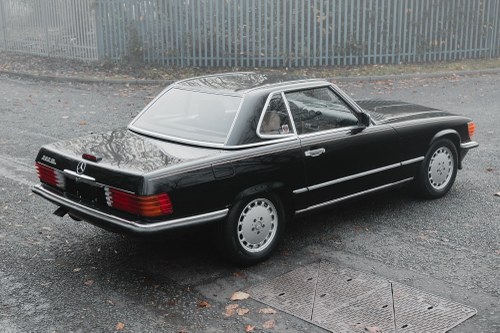 1988 Mercedes-Benz 560 SL (R107) Te koop (foto 13 van 130)