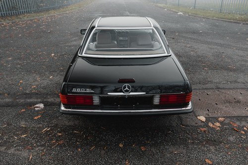 1988 Mercedes-Benz 560 SL (R107) Te koop (foto 11 van 130)