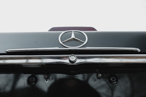 1988 Mercedes-Benz 560 SL (R107) Te koop (foto 99 van 130)