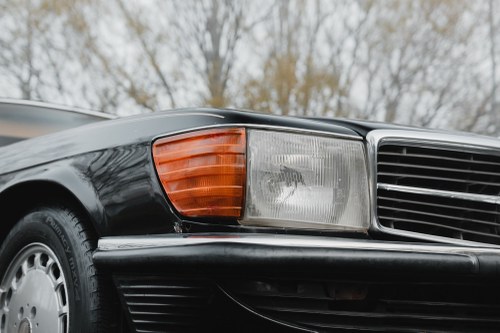 1988 Mercedes-Benz 560 SL (R107) Te koop (foto 69 van 130)