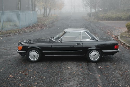 1988 Mercedes-Benz 560 SL (R107) Te koop (foto 7 van 130)