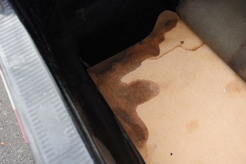 1988 MERCEDES-BENZ 500 SEC AUTO Te koop (foto 74 van 168)