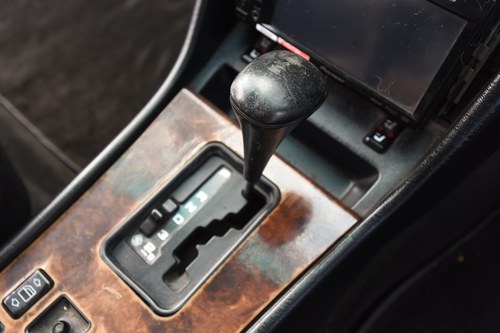 1988 MERCEDES-BENZ 500 SEC AUTO Te koop (foto 38 van 168)