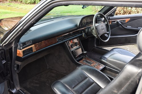 1988 MERCEDES-BENZ 500 SEC AUTO Te koop (foto 27 van 168)