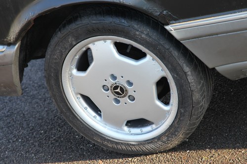 NO RESERVE - 1986 Mercedes-Benz 500 SEC In vendita (immagine 26 di 118)