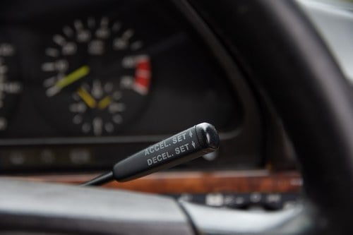 NO RESERVE -1986 Mercedes-Benz 500 SEC In vendita (immagine 34 di 179)