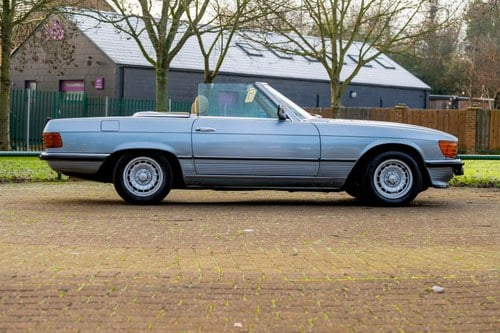 1984 Mercedes-Benz 500SL (R107) En venta (imagen 26 de 201)