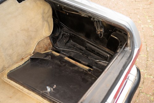 1984 Mercedes-Benz 500SL (R107) En venta (imagen 140 de 201)