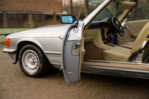 1984 Mercedes-Benz 500SL (R107) En venta (imagen 78 de 201)