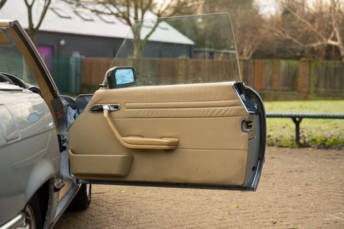 1984 Mercedes-Benz 500SL (R107) En venta (imagen 38 de 201)