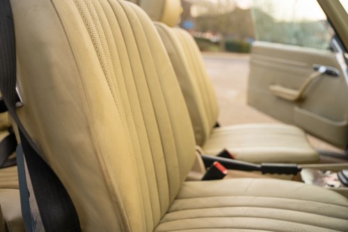 1984 Mercedes-Benz 500SL (R107) En venta (imagen 50 de 201)