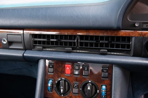 1990 Mercedes-Benz 560 SEC For Sale (picture 29 of 199)