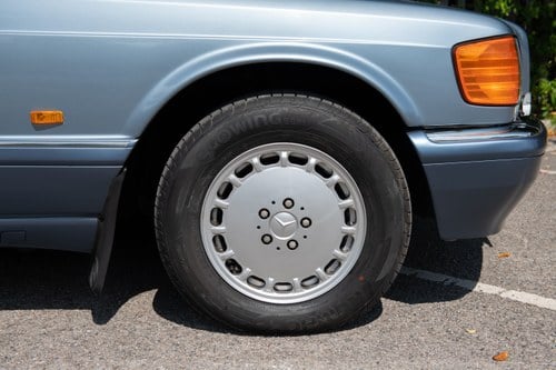 1990 Mercedes-Benz 560 SEC For Sale (picture 16 of 199)