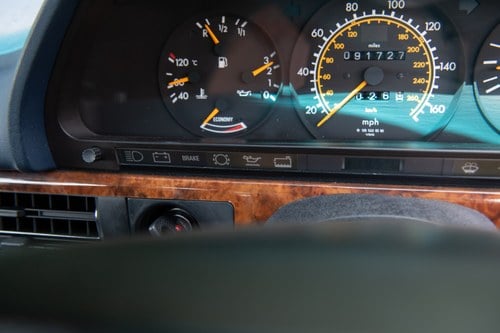 1990 Mercedes-Benz 560 SEC For Sale (picture 26 of 199)