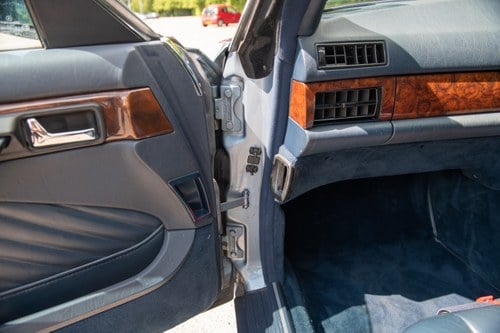 1990 Mercedes-Benz 560 SEC For Sale (picture 60 of 199)