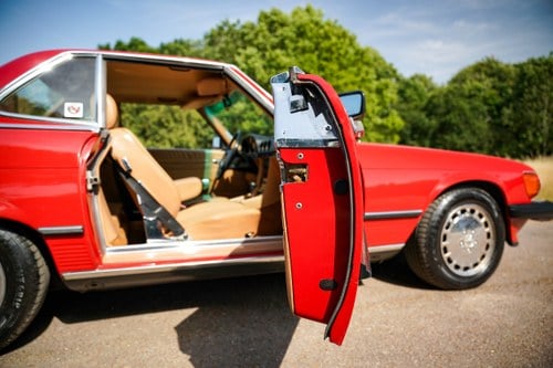 1988 Mercedes-Benz 560SL (LHD) till salu (bild 66 av 209)